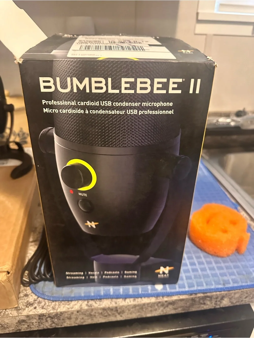 Neat Bumblebee II USB Condenser Microphone - Black with Yellow Accent